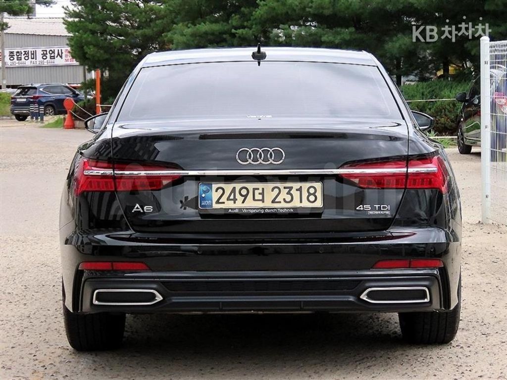 Audi A6(C8) 45 TDI Quattro Premium — снимка 4