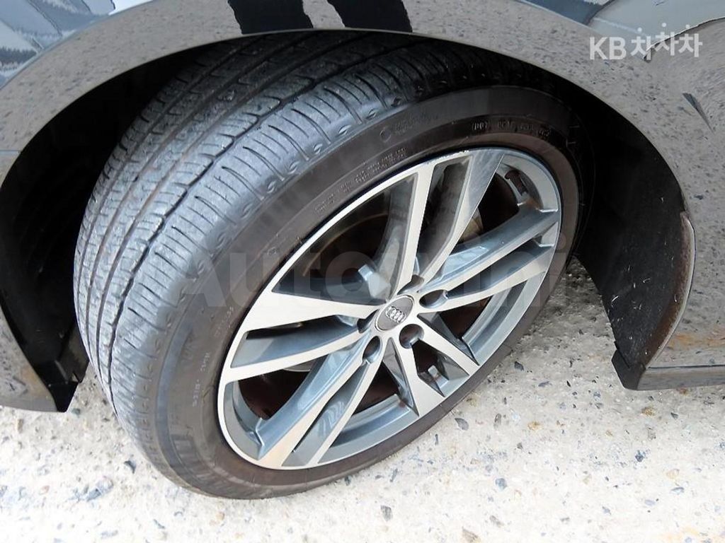 Audi A6(C8) 45 TDI Quattro Premium — снимка 20