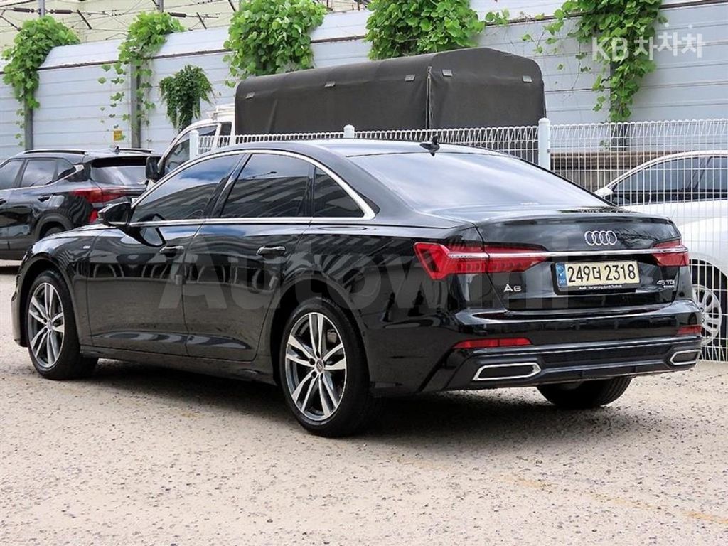 Audi A6(C8) 45 TDI Quattro Premium — снимка 3