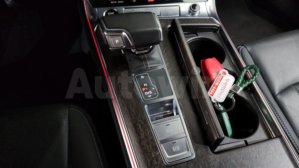 Audi A6(C8) 45 TDI Quattro Premium — снимка 9