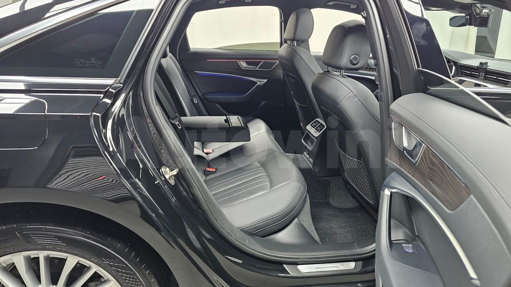 Audi A6(C8) 45 TFSI Premium — снимка 11