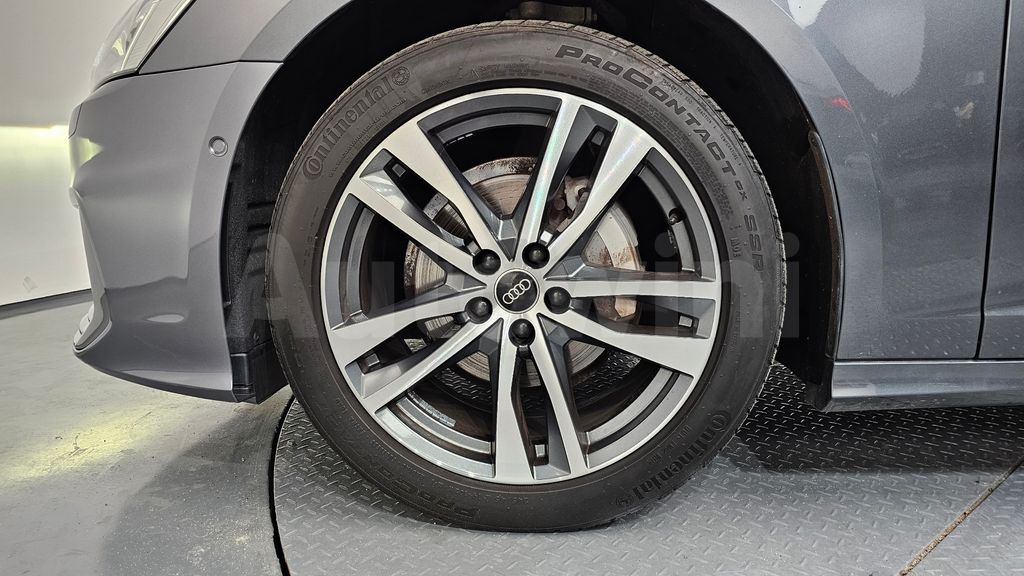 Audi A6(C8) 40 TDI Premium — снимка 5