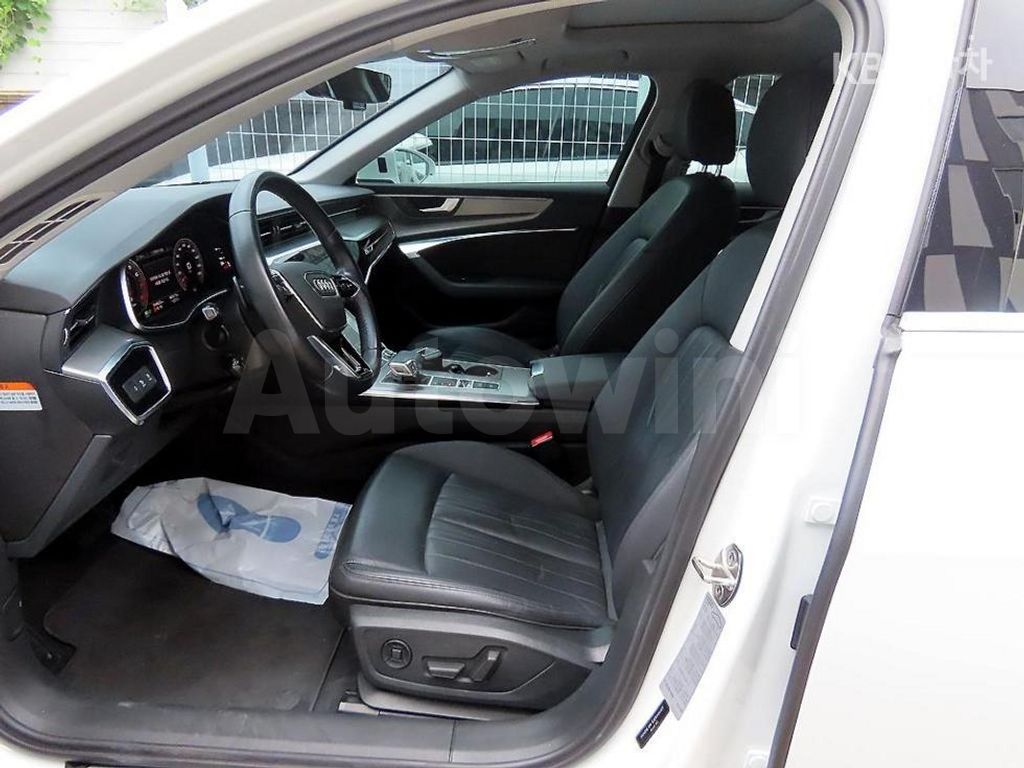 Audi A6(C8) 45 TFSI Basic — снимка 5