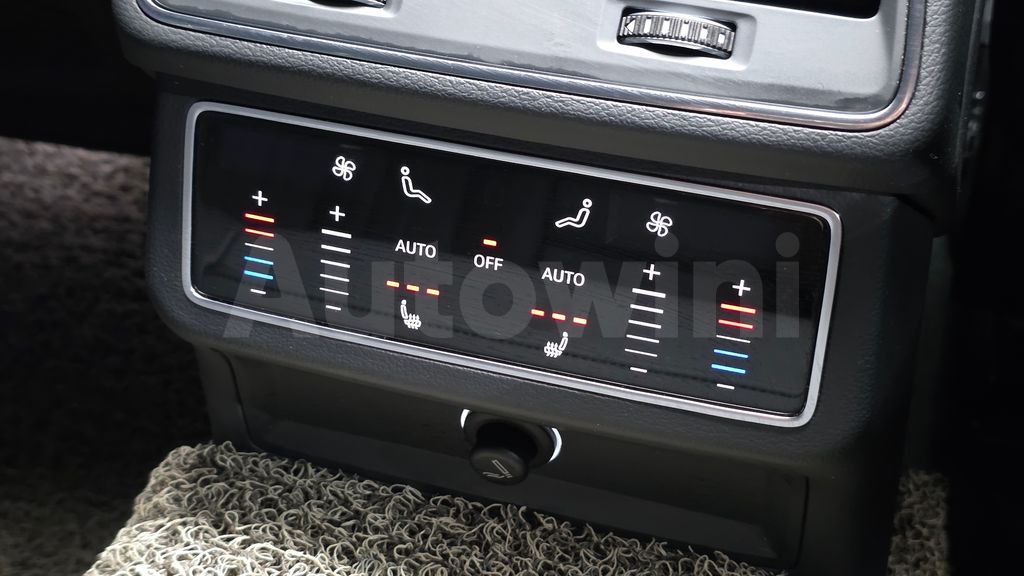 Audi A6(C8) 40 TDI — снимка 16