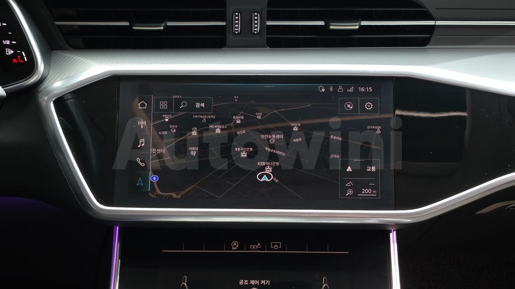 Audi A6(C8) 40 TDI — снимка 15