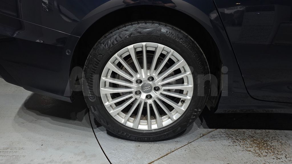Audi A6(C8) 40 TDI Quattro Premium — снимка 5
