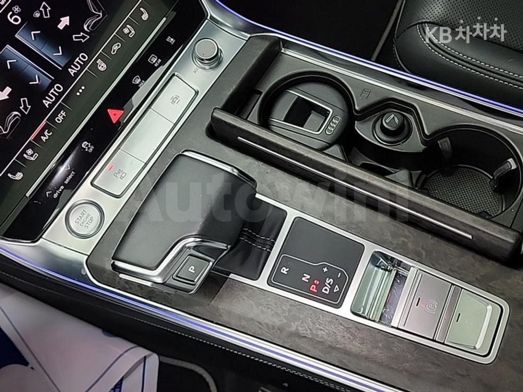 Audi A6(C8) 45 TDI Quattro Premium — снимка 8