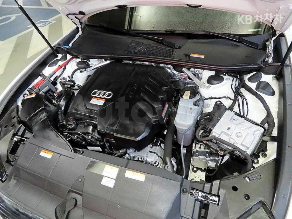 Audi A6(C8) 45 TFSI Quattro Premium — снимка 19