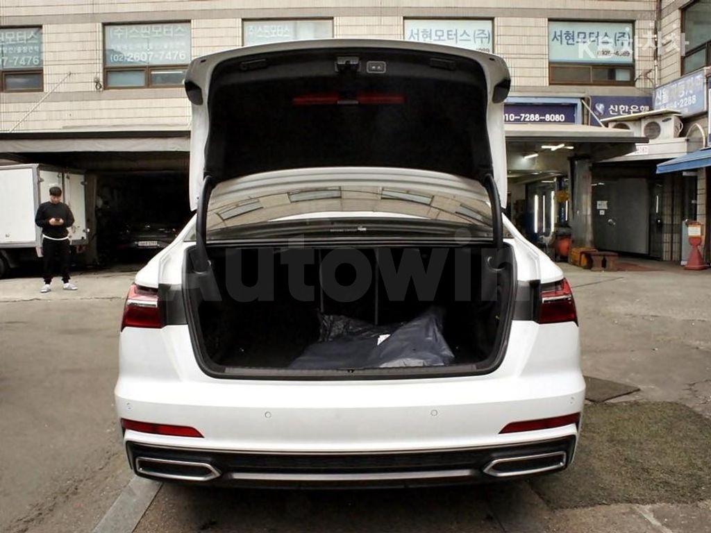Audi A6(C8) 45 TFSI Quattro Premium — снимка 18