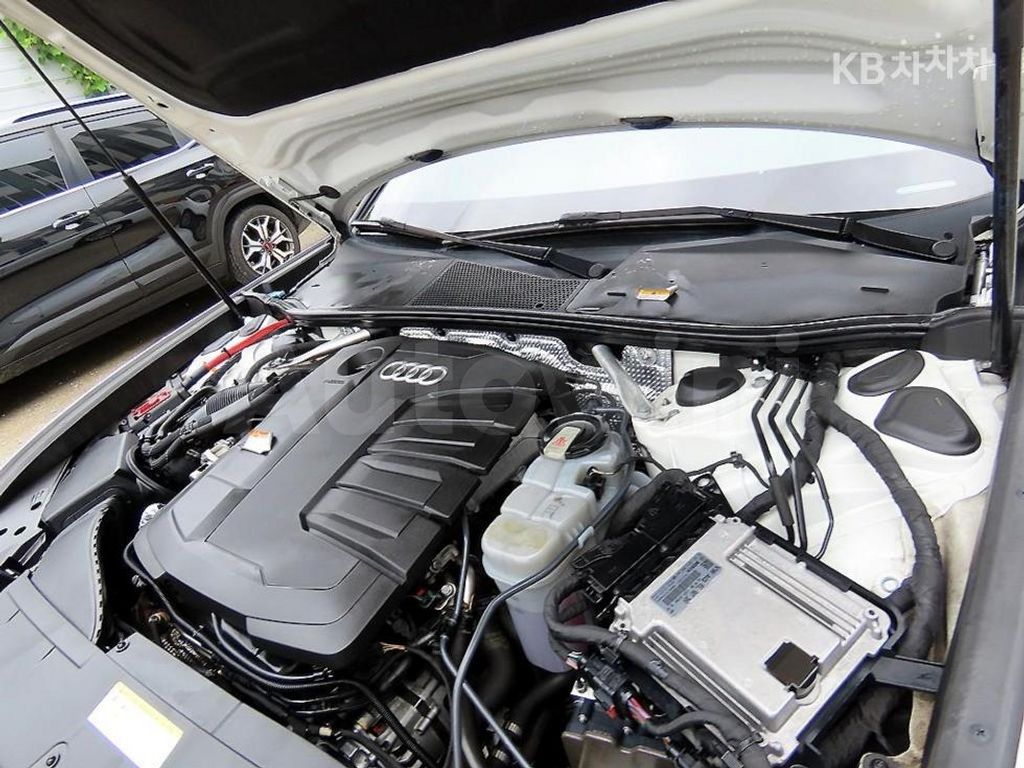 Audi A6(C8) 40 TDI Premium — снимка 19
