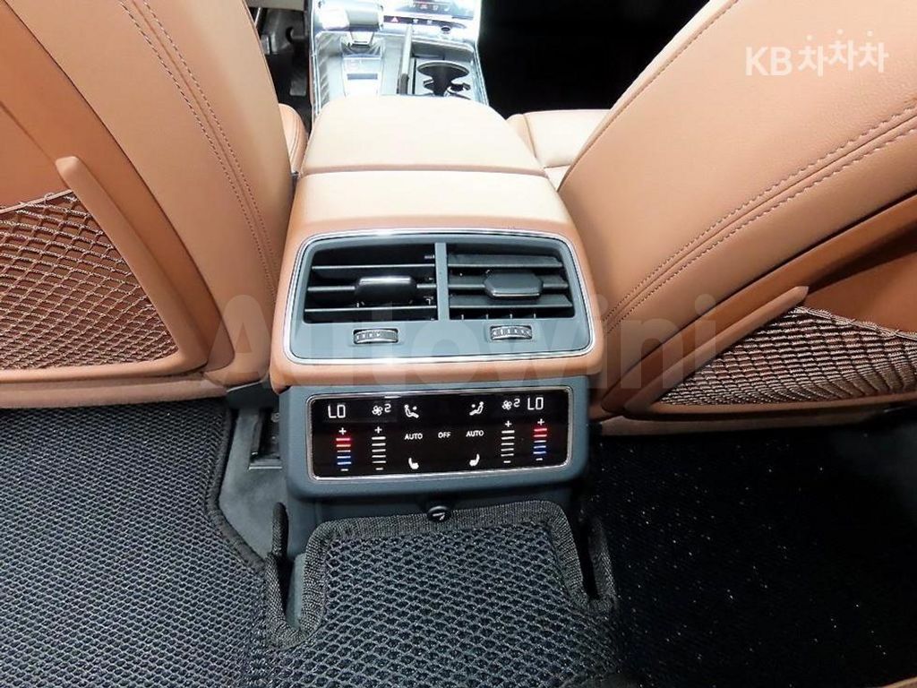 Audi A6(C8) 40 TDI Premium — снимка 16