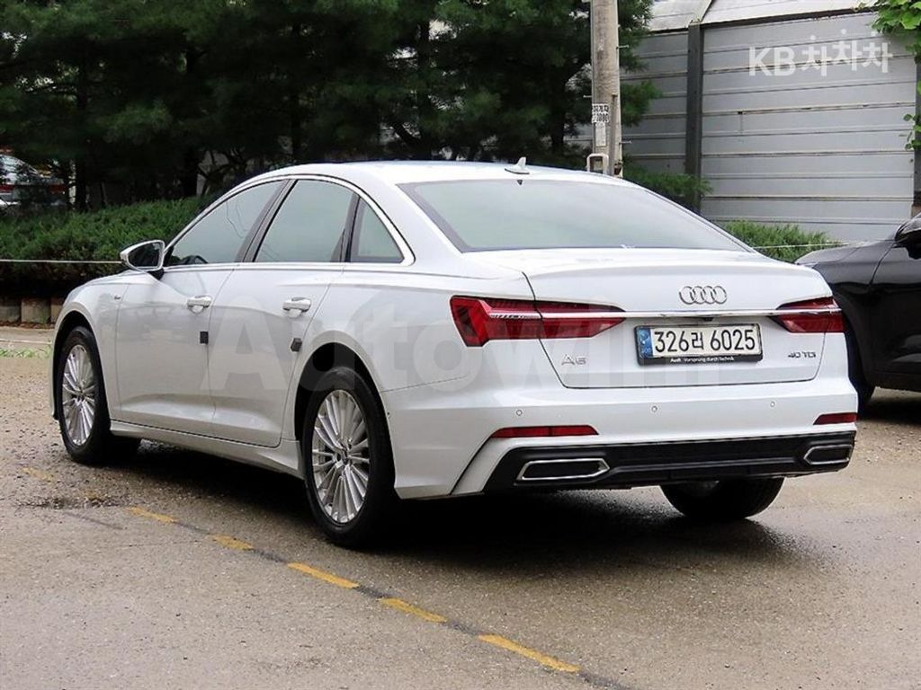 Audi A6(C8) 40 TDI Premium — снимка 3
