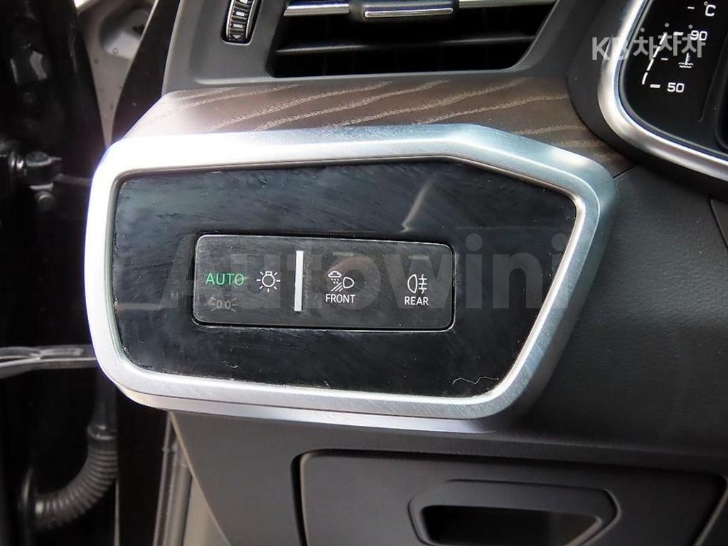 Audi A6(C8) 45 TFSI Quattro Premium — снимка 13