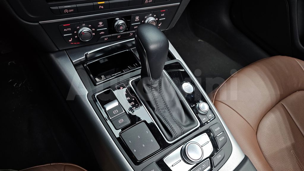 Audi New A6 40 TFSI C7 — снимка 9
