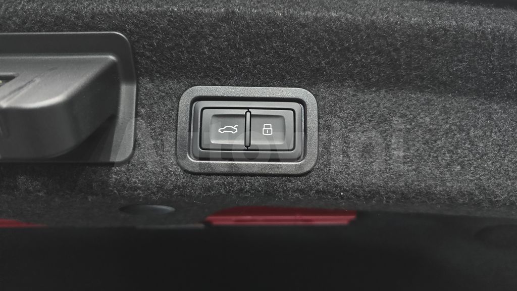 Audi A6(C8) 50 TDI Quattro Premium — снимка 18