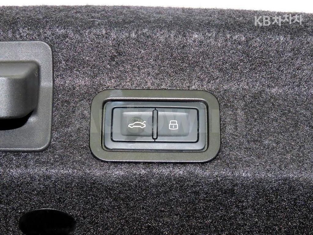 Audi A6(C8) 40 TDI Premium — снимка 15