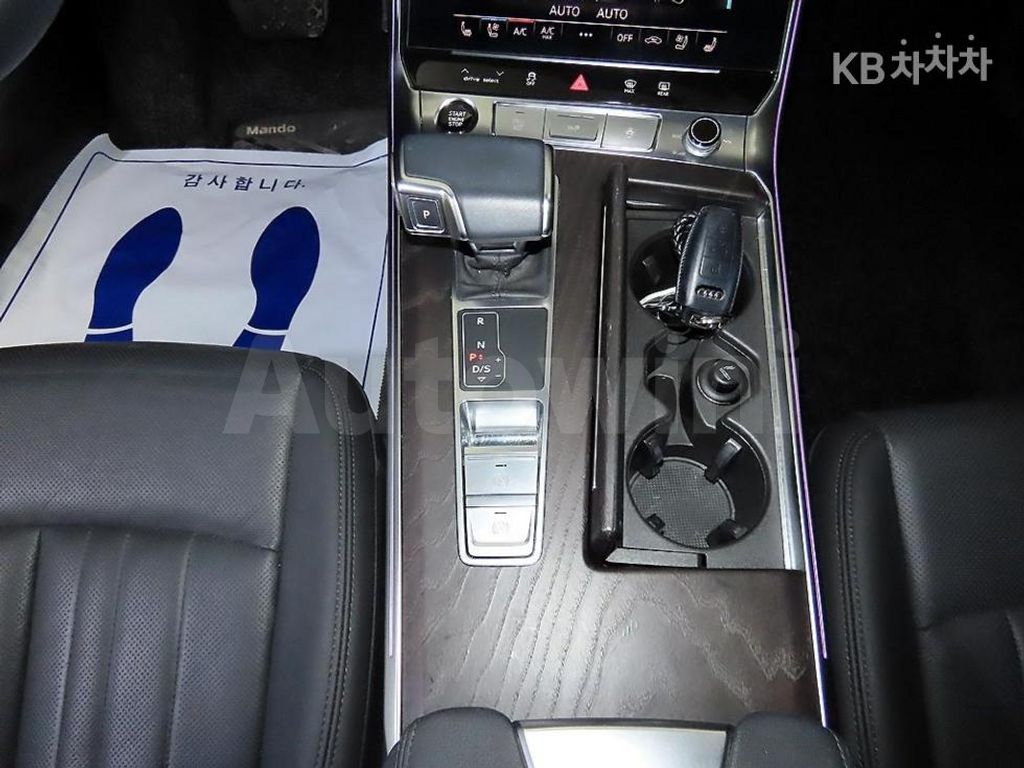 Audi A6(C8) 40 TDI Premium — снимка 11