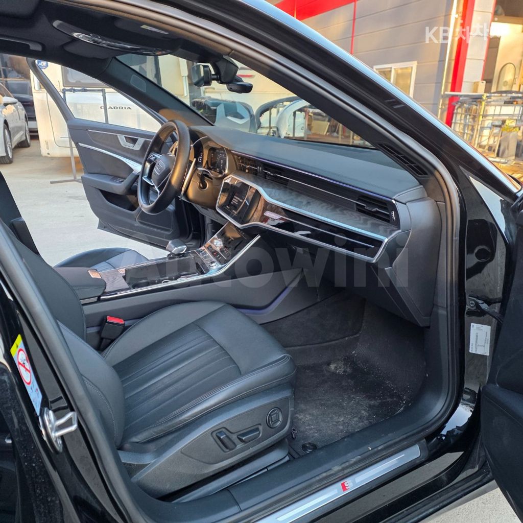 Audi A6(C8) 45 TFSI Quattro Premium — снимка 17