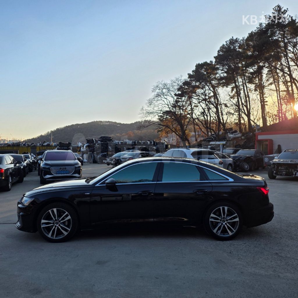 Audi A6(C8) 45 TFSI Quattro Premium — снимка 5