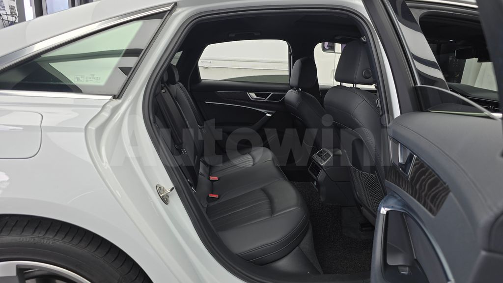 Audi A6(C8) 40 TDI Premium — снимка 11