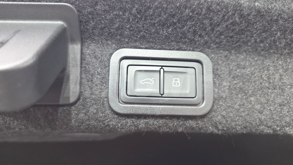 Audi A6(C8) 45 TDI Quattro Premium — снимка 17