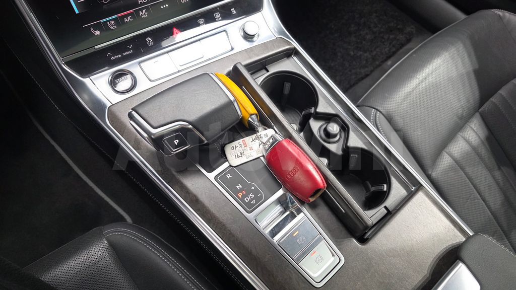 Audi A6(C8) 45 TDI Quattro Premium — снимка 9