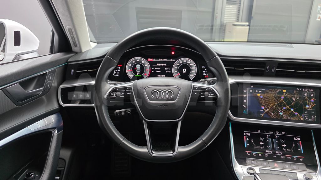 Audi A6(C8) 45 TFSI — снимка 12