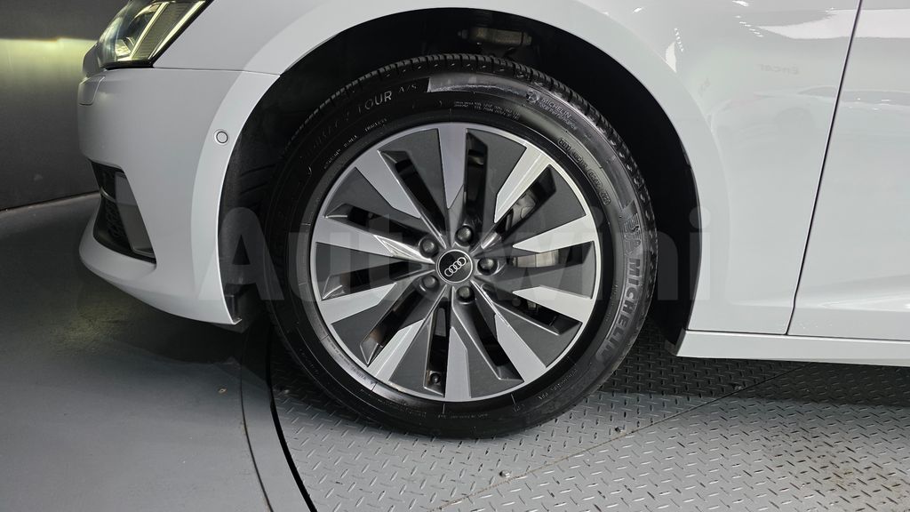 Audi A6(C8) 45 TFSI — снимка 5