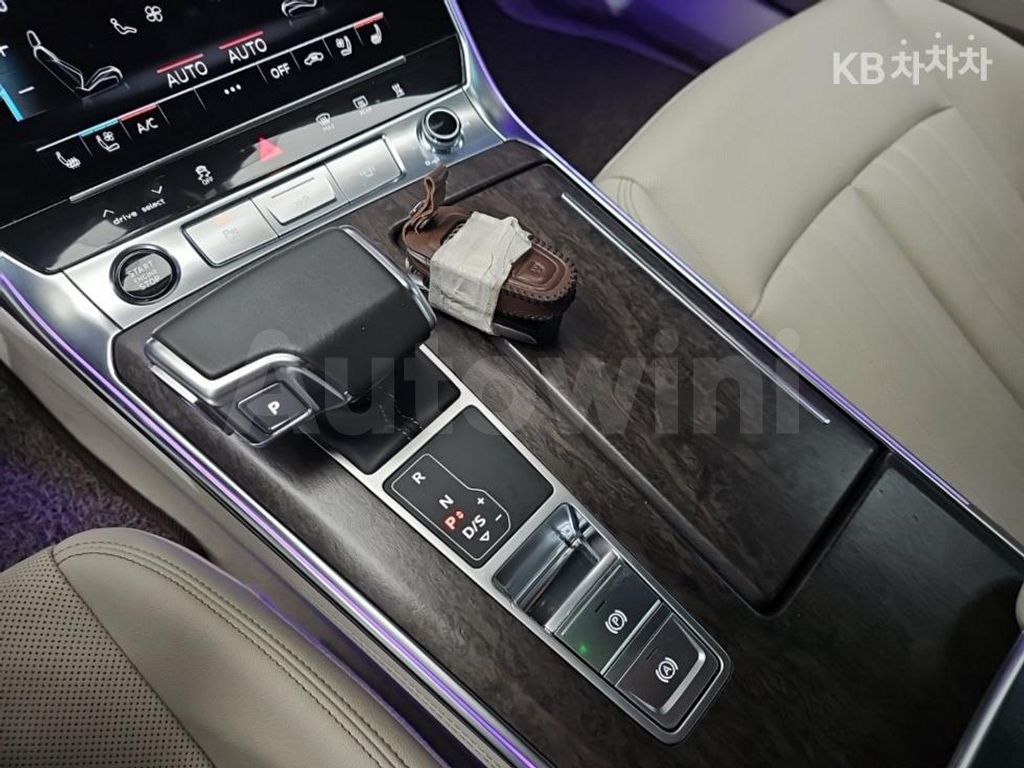 Audi A6(C8) 45 TDI Quattro Premium — снимка 8
