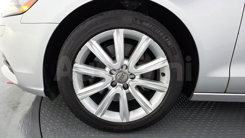 Audi New A6 2.0 TFSI Quattro Dynamic C7 — снимка 5