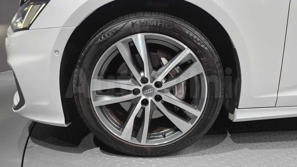 Audi A6(C8) 45 TDI Quattro Premium — снимка 5