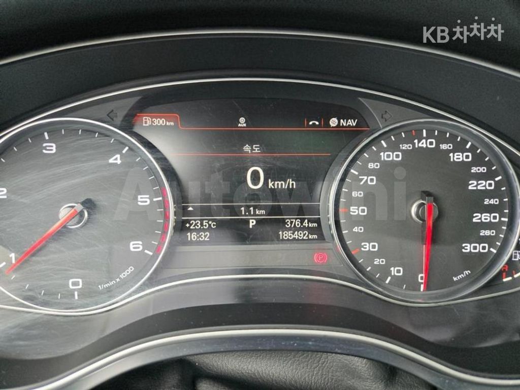 Audi A6 2.0 TDI C7 Dynamic — снимка 8
