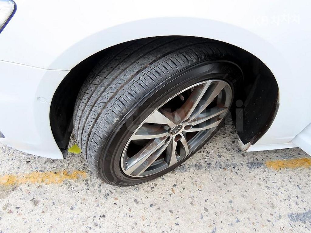 Audi A6(C8) 45 TDI Quattro Premium — снимка 20