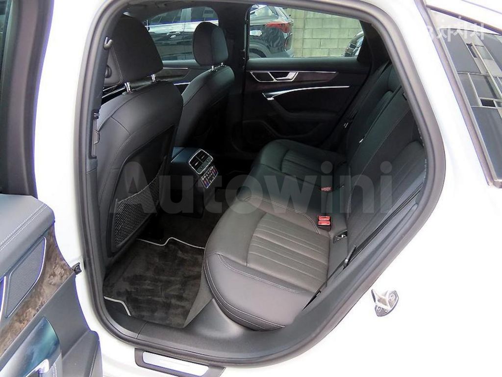 Audi A6(C8) 45 TDI Quattro Premium — снимка 6