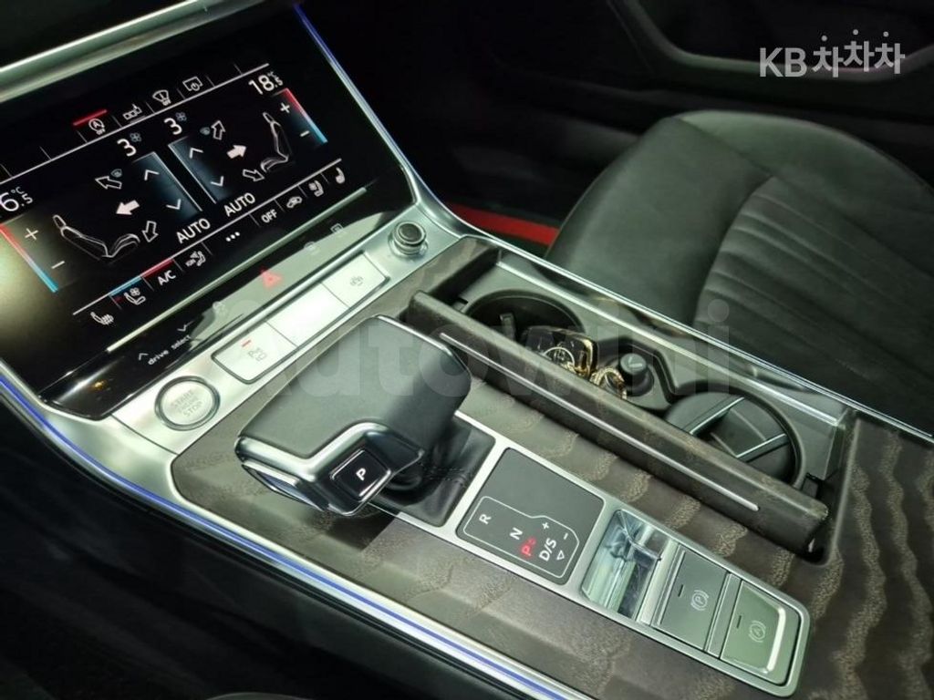 Audi A6(C8) 40 TDI Premium — снимка 8