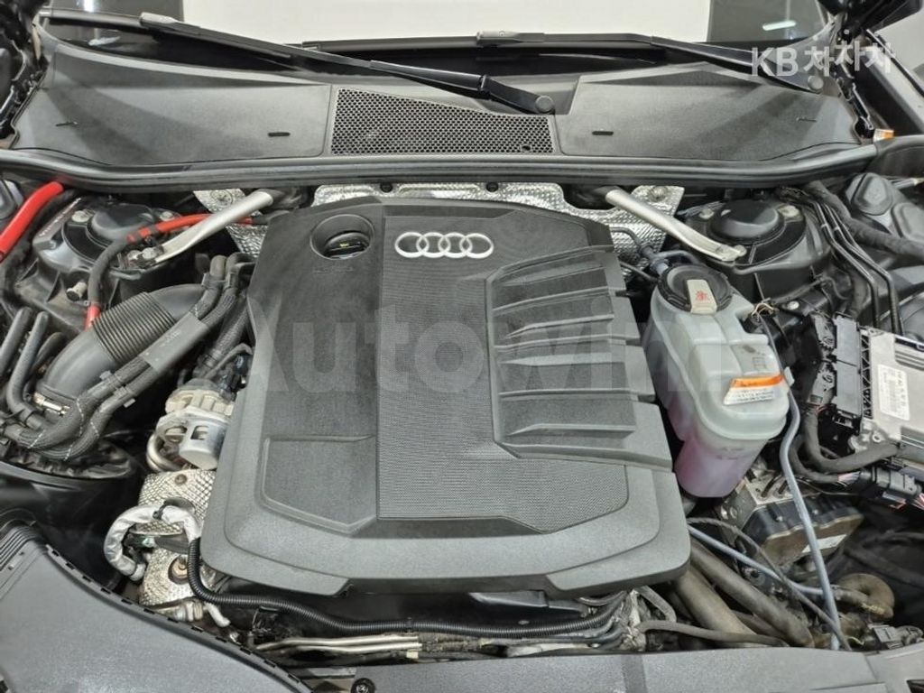 Audi A6(C8) 40 TDI Premium — снимка 5