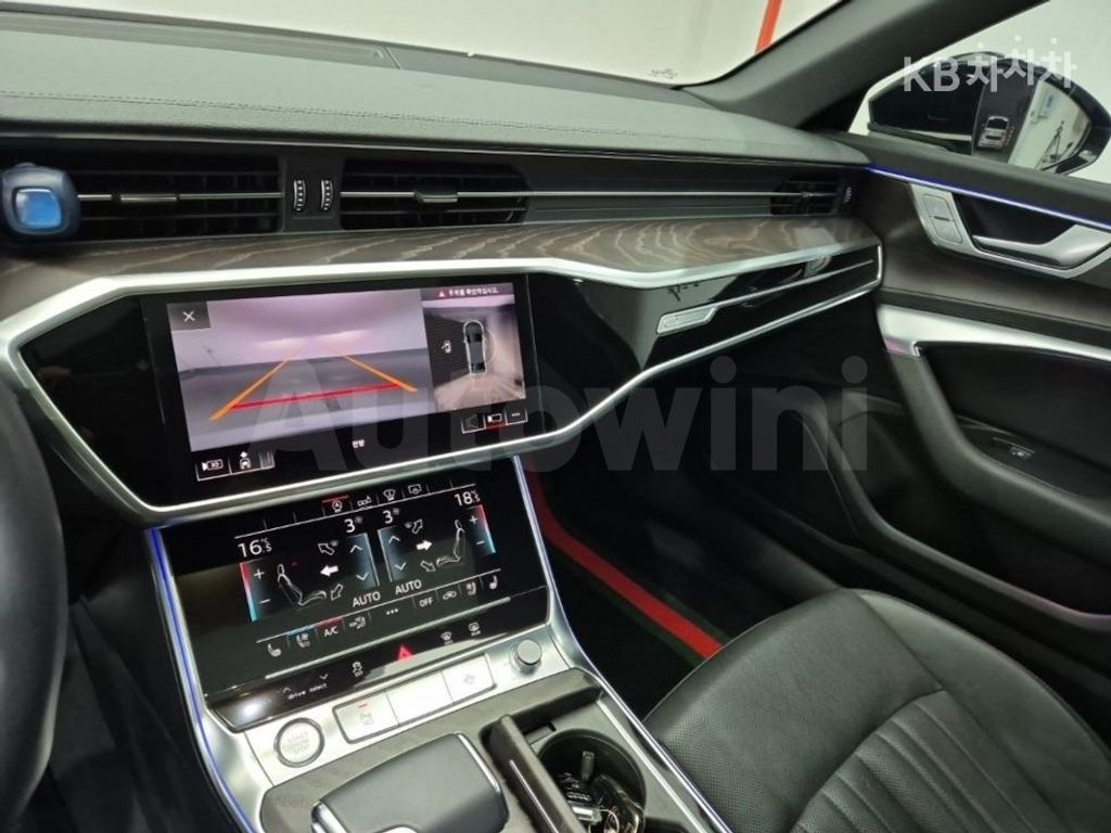Audi A6(C8) 40 TDI Premium — снимка 10