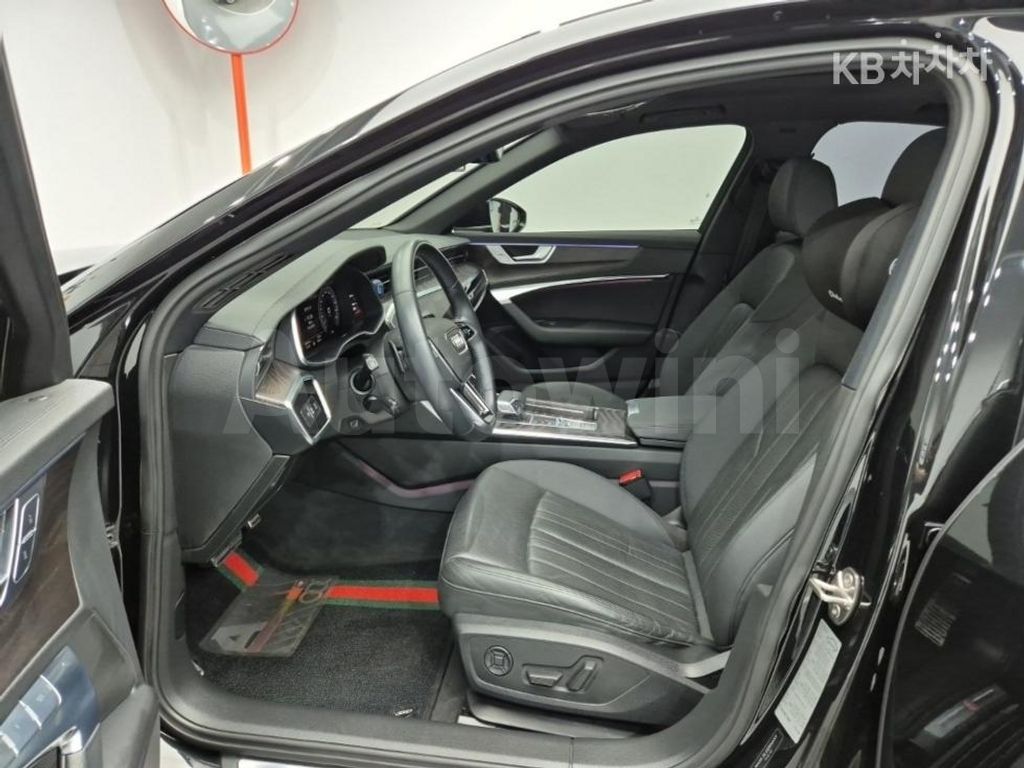 Audi A6(C8) 40 TDI Premium — снимка 11