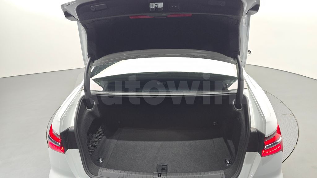 Audi A6(C8) 45 TFSI Quattro Premium — снимка 20