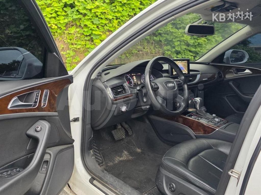 Audi A6 3.0 TDI Quattro C6 — снимка 12