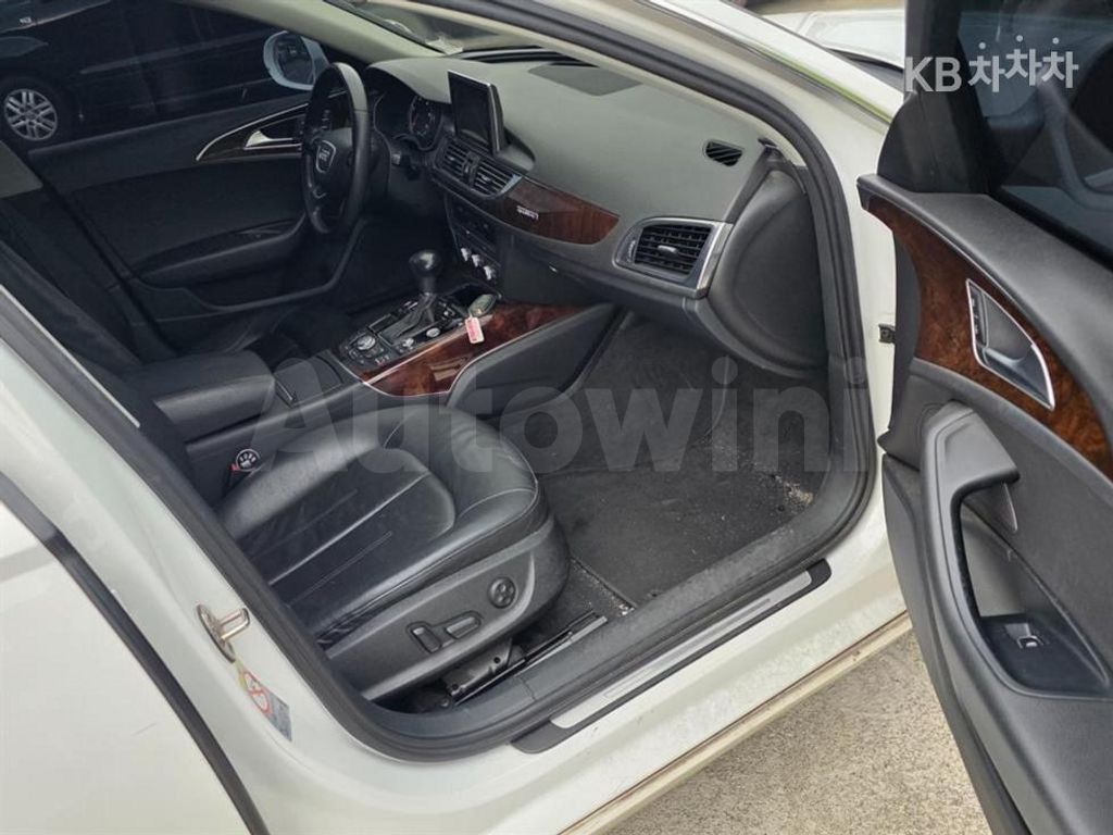 Audi A6 3.0 TDI Quattro C6 — снимка 15