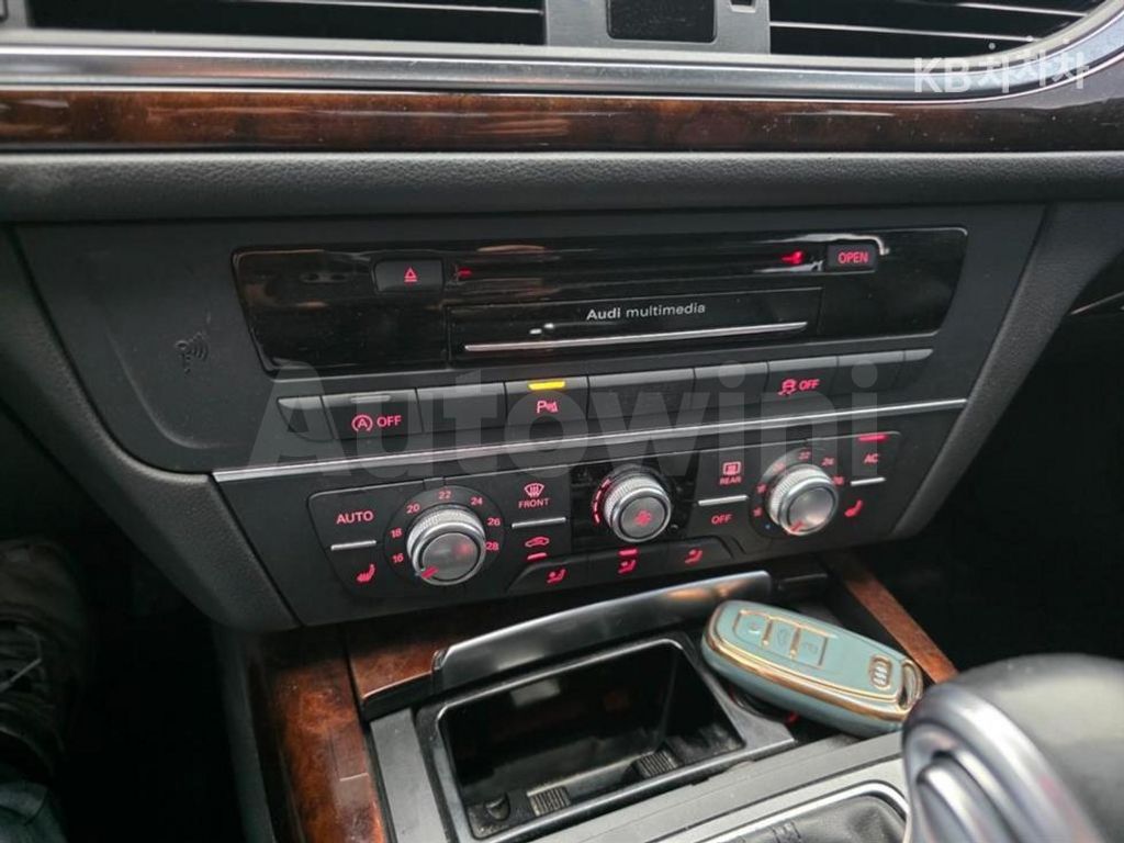 Audi A6 3.0 TDI Quattro C6 — снимка 20
