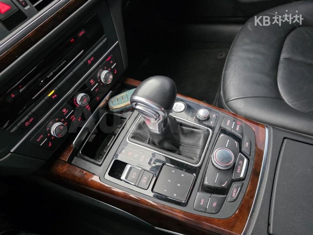 Audi A6 3.0 TDI Quattro C6 — снимка 19