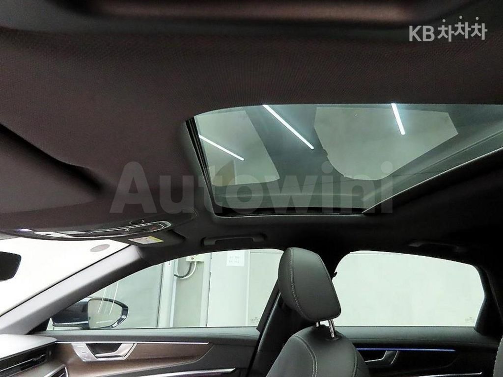Audi A6(C8) 45 TDI Quattro Premium — снимка 16