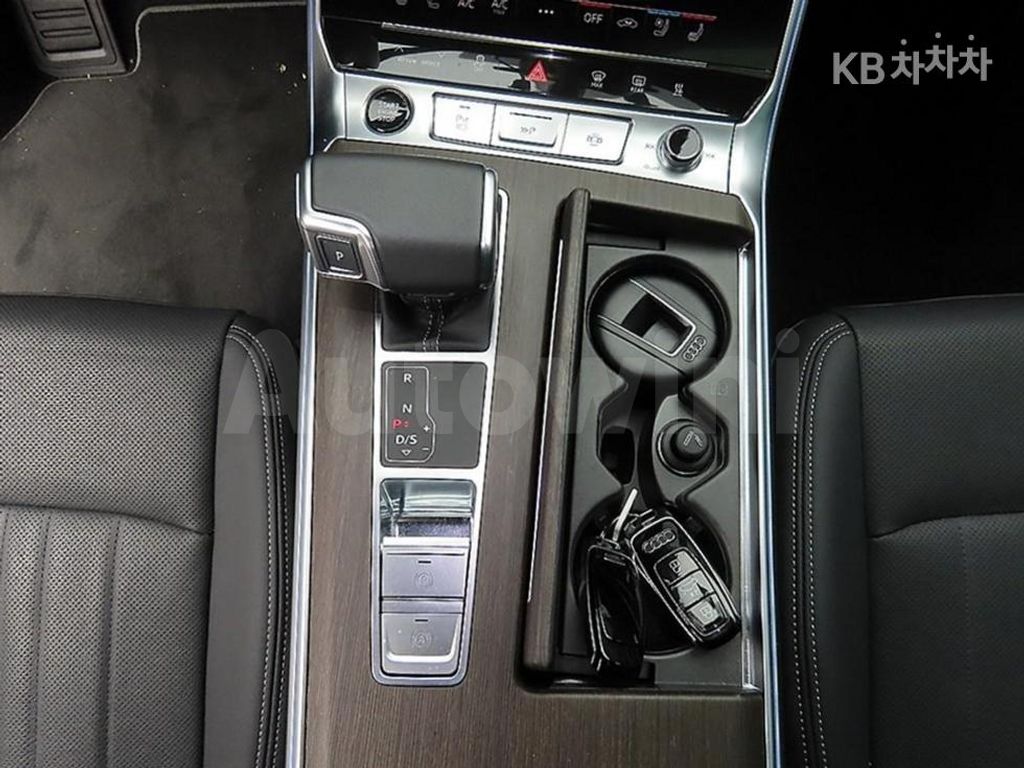 Audi A6(C8) 45 TDI Quattro Premium — снимка 10