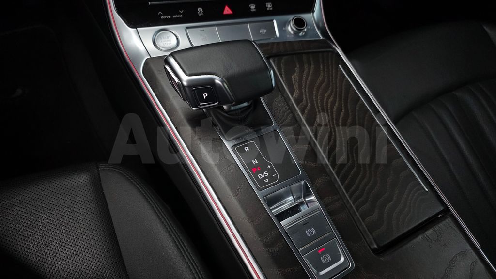 Audi A6(C8) 40 TDI Premium — снимка 11