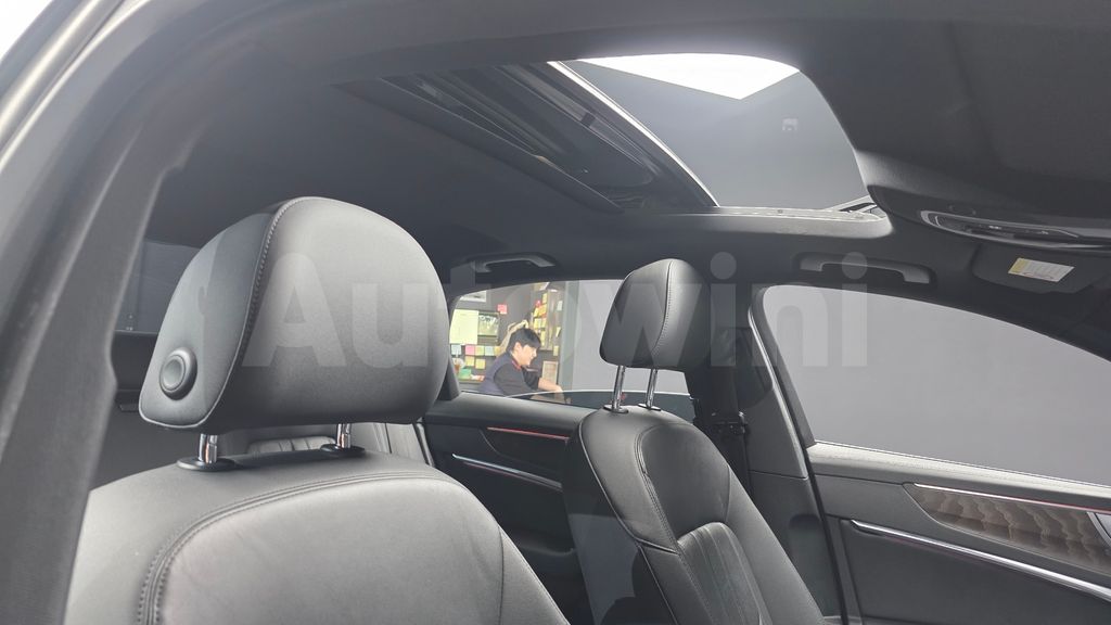 Audi A6(C8) 40 TDI Premium — снимка 19