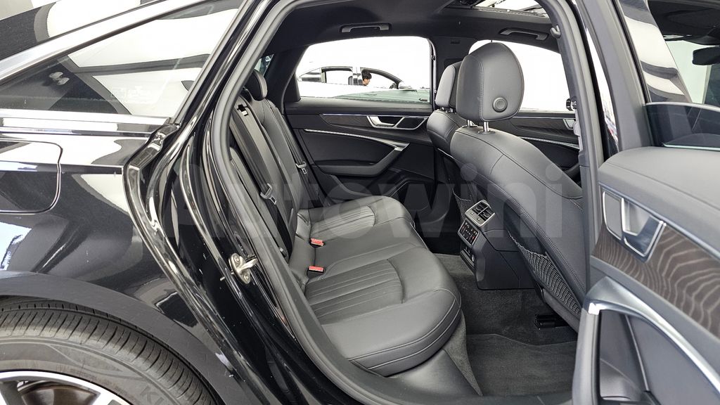 Audi A6(C8) 45 TFSI Premium — снимка 12