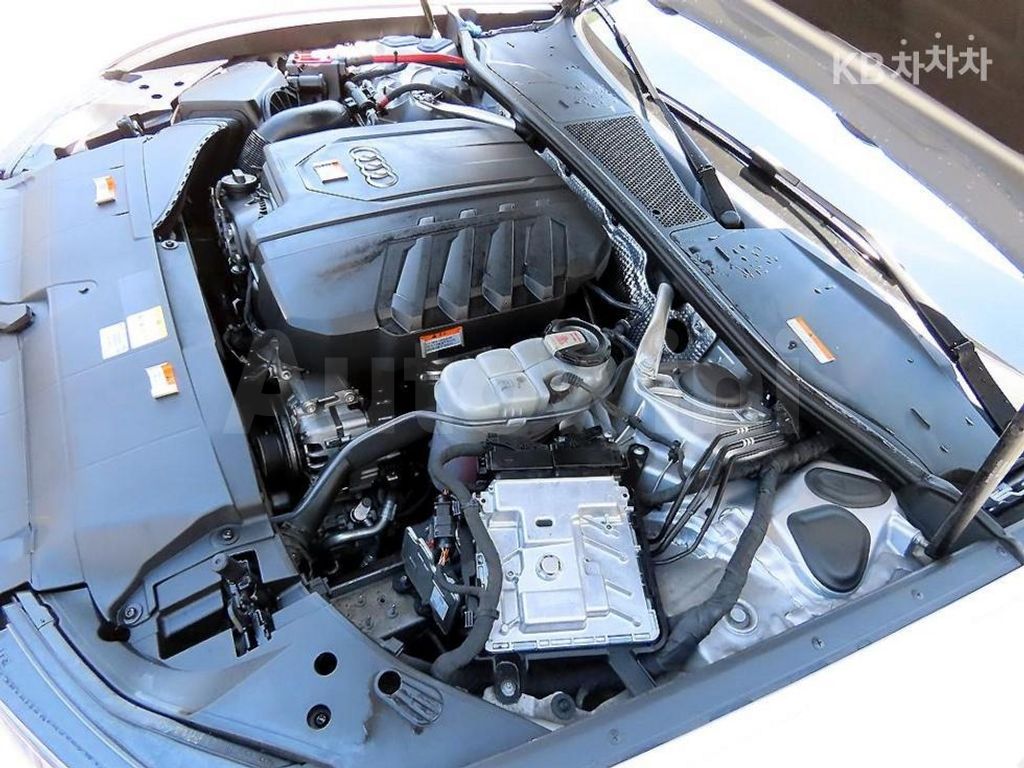 Audi A6(C8) 45 TFSI Basic — снимка 19