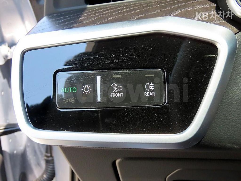 Audi A6(C8) 45 TFSI Basic — снимка 13